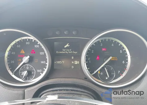 2010 Mercedes-Benz Gl 450 4Matic z USA, uszkodzony, nr VIN 4JGBF7BE5AA605373